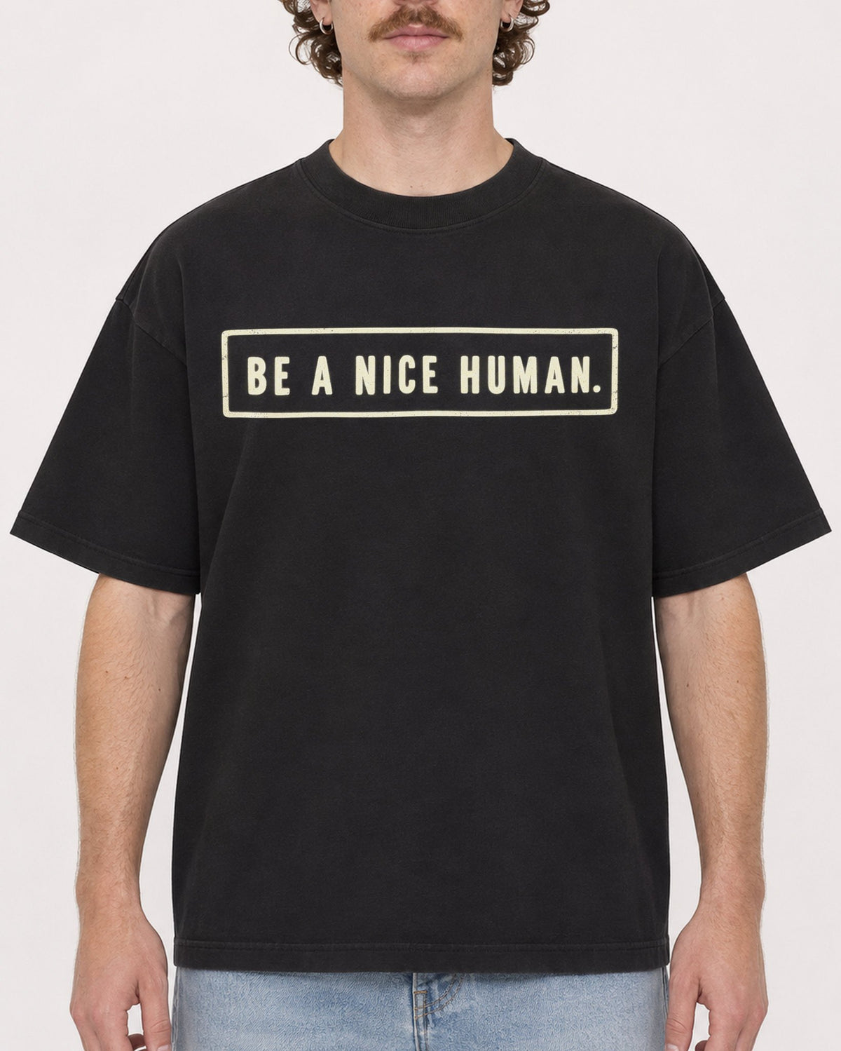 Mockup Boxy Heavyweight Tee Black male close-up 09