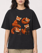Mockup Boxy Heavyweight Tee Black female close-up 02