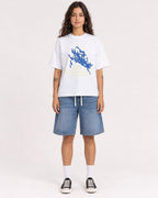 Mockup Boxy Heavyweight Tee White female full-body 06