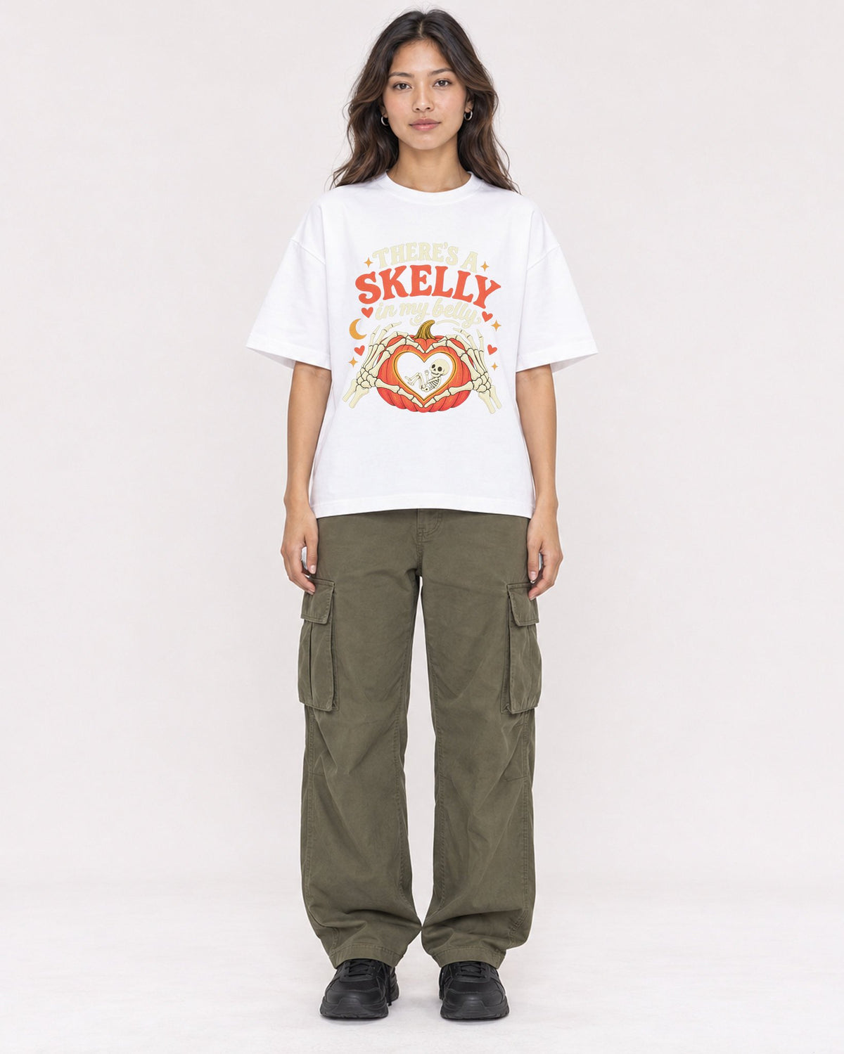 Mockup Boxy Heavyweight Tee White female full-body 02