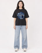 Mockup Boxy Heavyweight Tee Black female full-body 03