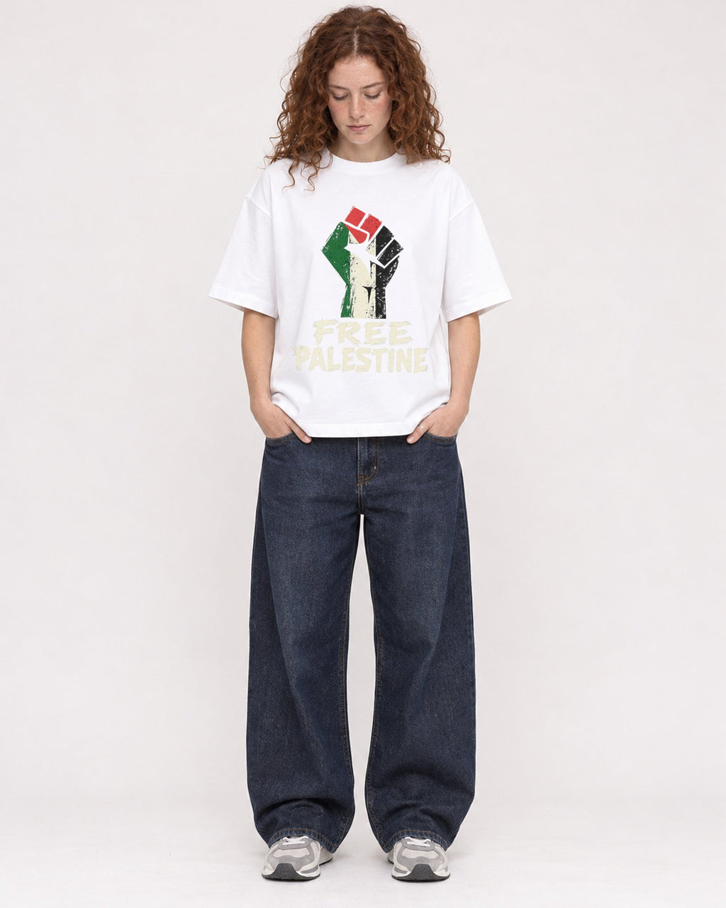 Mockup Boxy Heavyweight Tee White female full-body 09