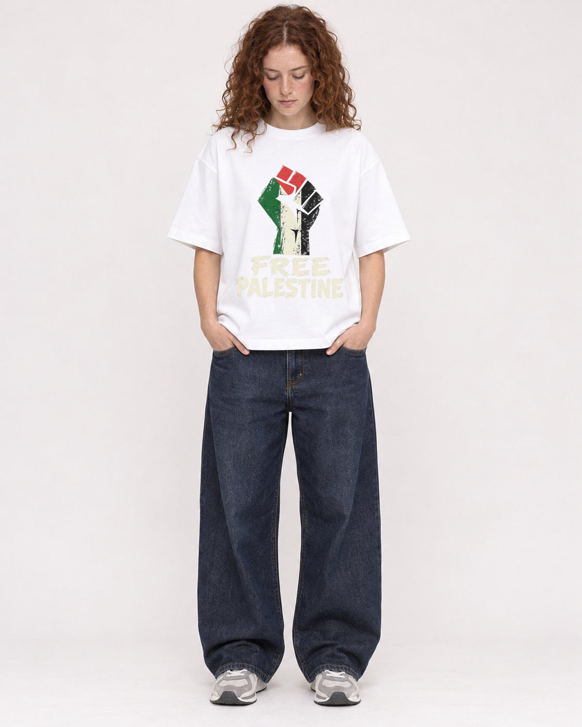 Mockup Boxy Heavyweight Tee White female full-body 09