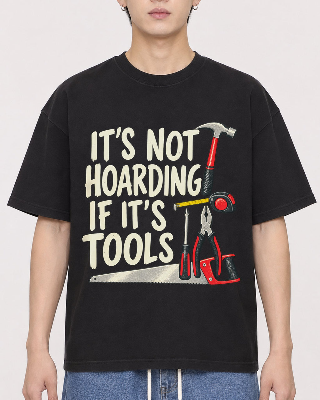 Mockup Boxy Heavyweight Tee Black male close-up 31