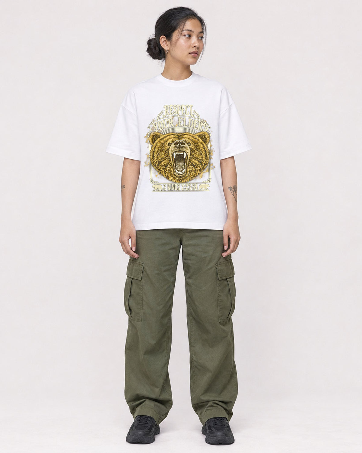 Mockup Boxy Heavyweight Tee White female full-body 12