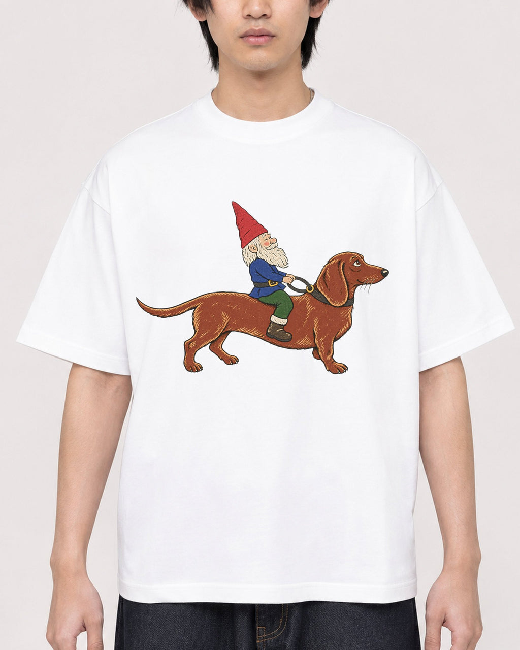 Mockup Boxy Heavyweight Tee White male close-up 11