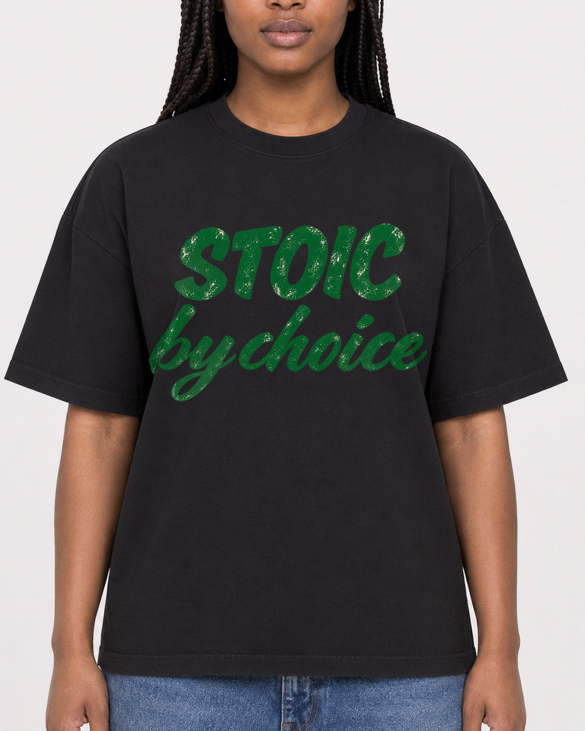 Mockup Boxy Heavyweight Tee Black female close-up 04