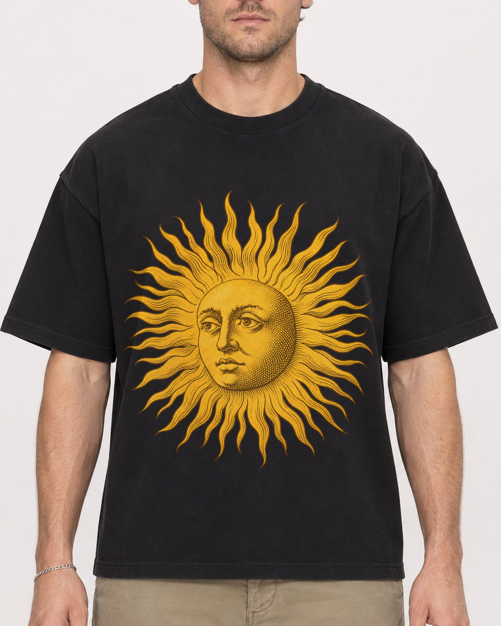 Mockup Boxy Heavyweight Tee Black male close-up 08