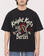 Mockup Boxy Heavyweight Tee Black male close-up 03