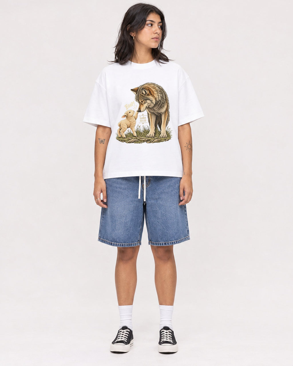 Mockup Boxy Heavyweight Tee White female full-body 36
