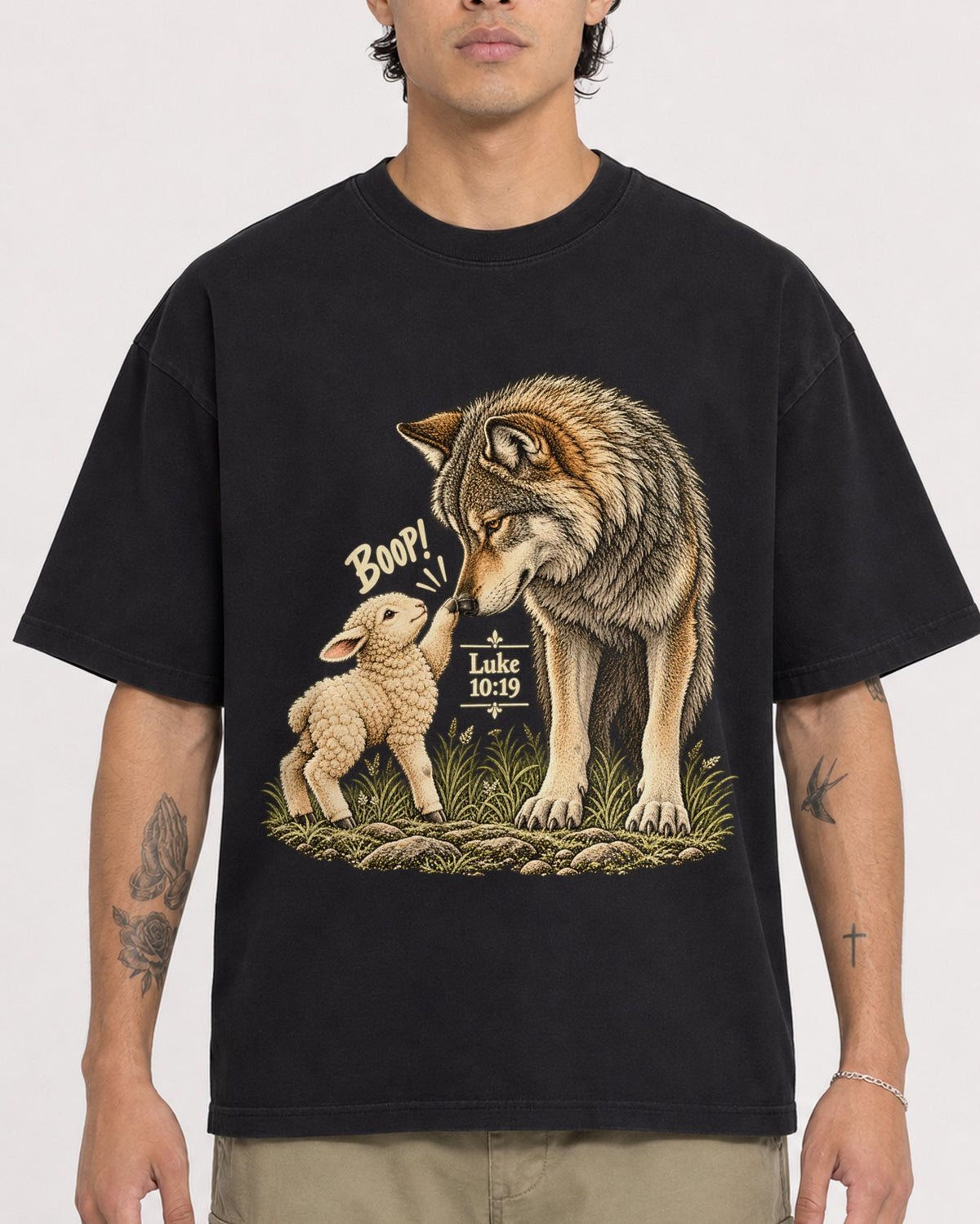 Mockup Boxy Heavyweight Tee Black male close-up 36