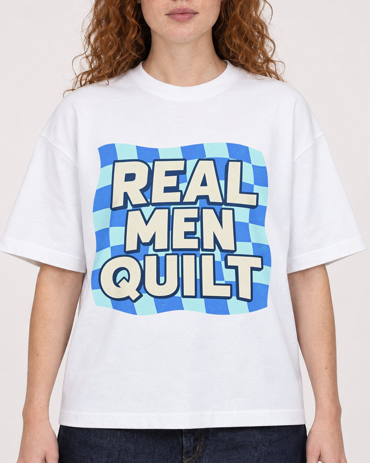 Mockup Boxy Heavyweight Tee White female close-up 09