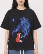 Mockup Boxy Heavyweight Tee Black female close-up 01