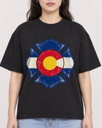 Mockup Boxy Heavyweight Tee Black female close-up 03
