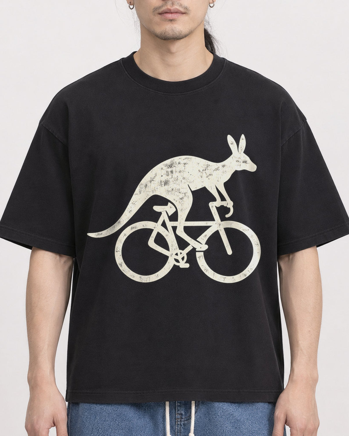 Mockup Boxy Heavyweight Tee Black male close-up 43
