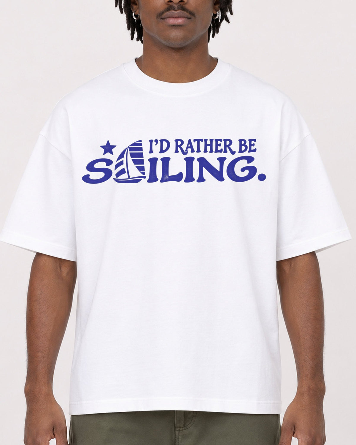 Mockup Boxy Heavyweight Tee White male close-up 04