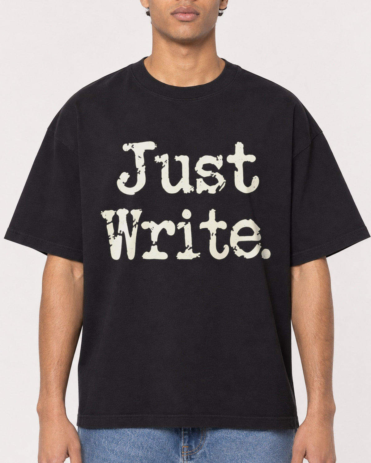 Mockup Boxy Heavyweight Tee Black male close-up 10