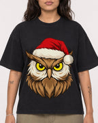 Mockup Boxy Heavyweight Tee Black female close-up 06