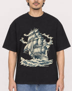 Mockup Boxy Heavyweight Tee Black male close-up 02