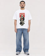 Mockup Boxy Heavyweight Tee White male full-body 32