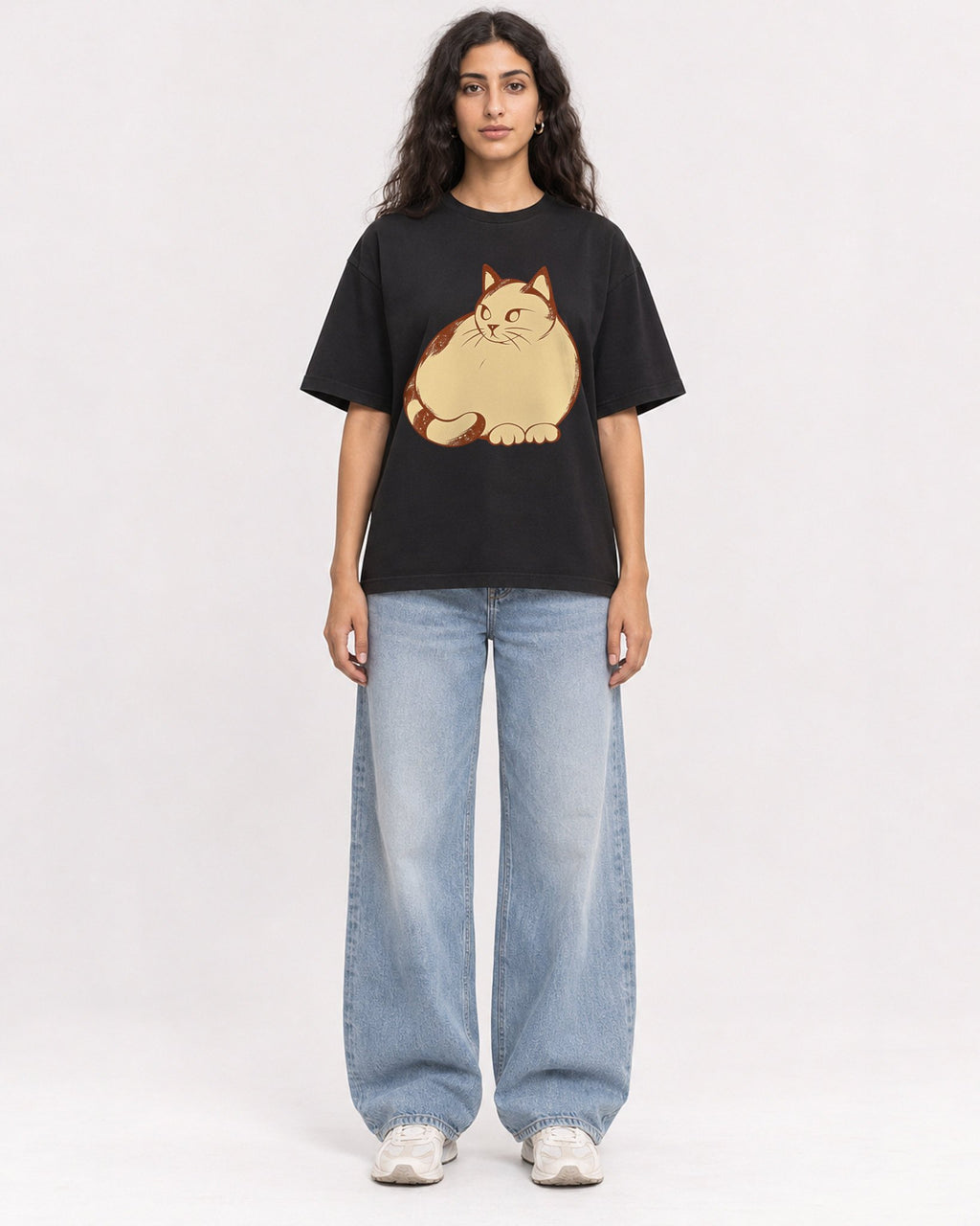 Mockup Boxy Heavyweight Tee Black female full-body 07