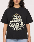 Mockup Boxy Heavyweight Tee Black female close-up 07