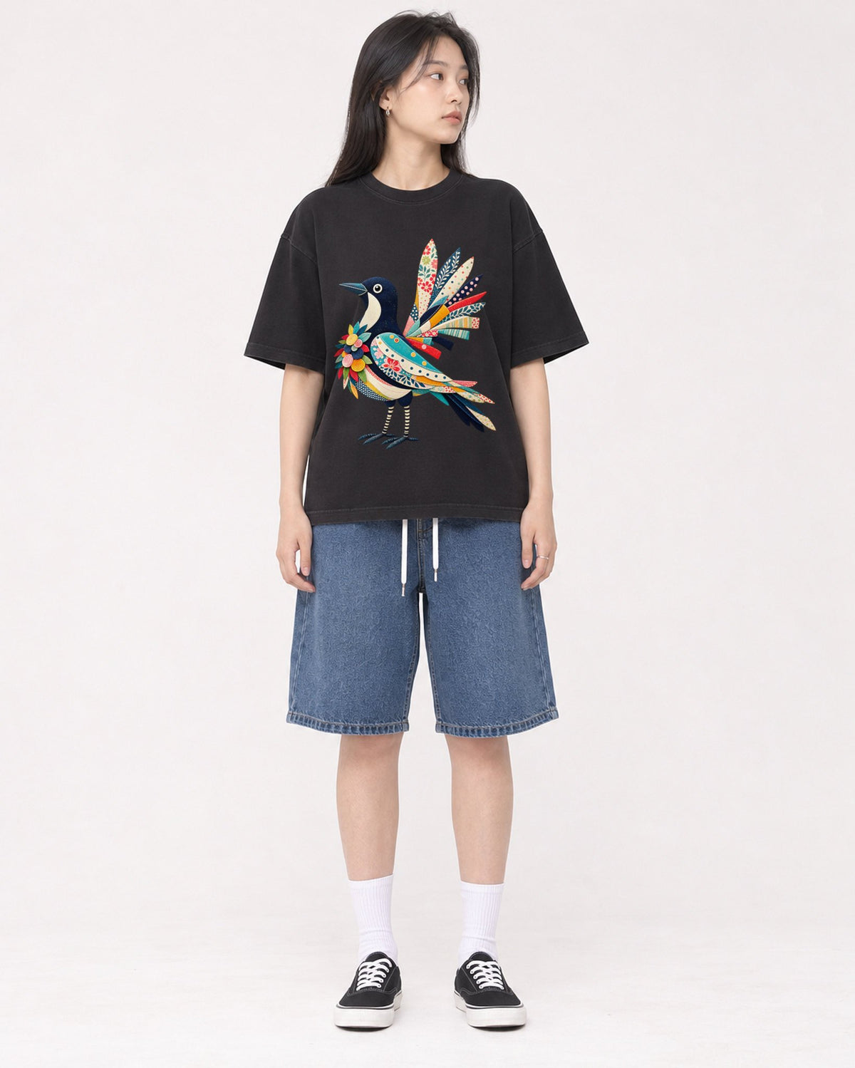 Mockup Boxy Heavyweight Tee Black female full-body 01