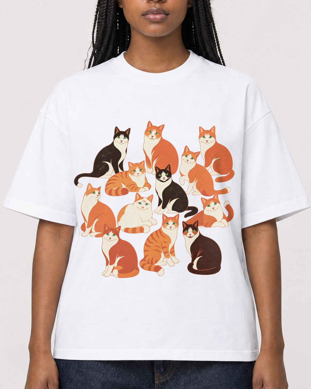 Mockup Boxy Heavyweight Tee White female close-up 04