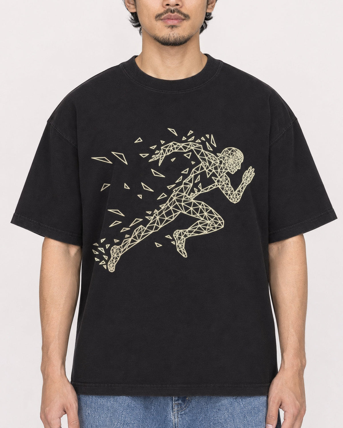 Mockup Boxy Heavyweight Tee Black male close-up 02