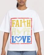 Mockup Boxy Heavyweight Tee White female close-up 25
