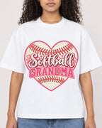 Mockup Boxy Heavyweight Tee White female close-up 10