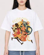Mockup Boxy Heavyweight Tee White female close-up 01