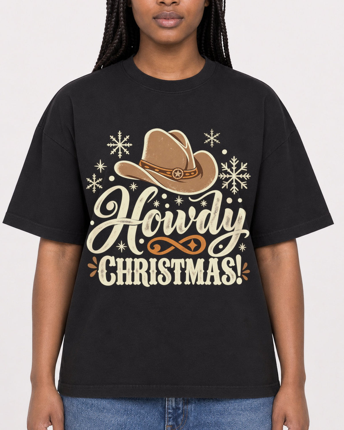 Mockup Boxy Heavyweight Tee Black female close-up 04