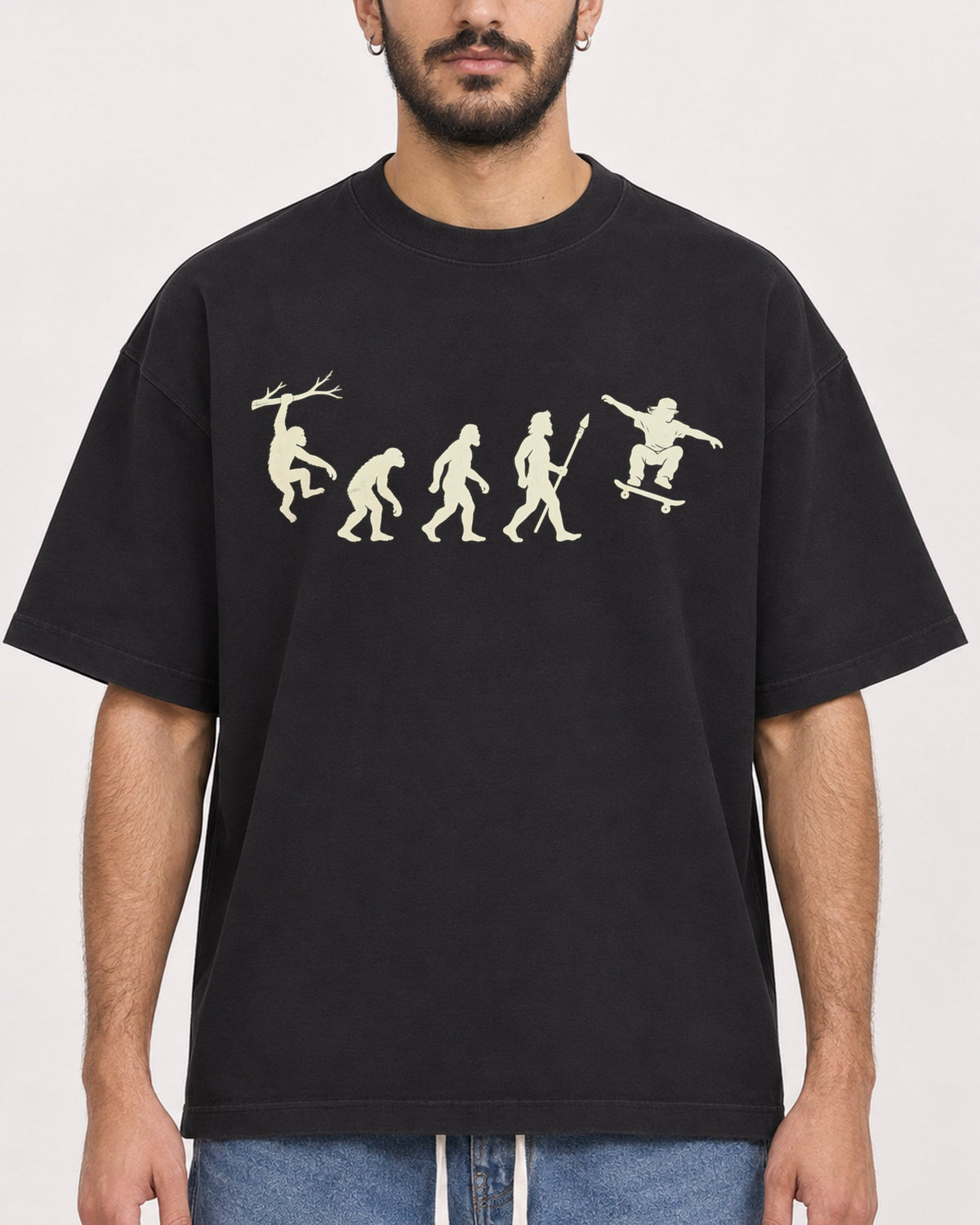 Mockup Boxy Heavyweight Tee Black male close-up 07