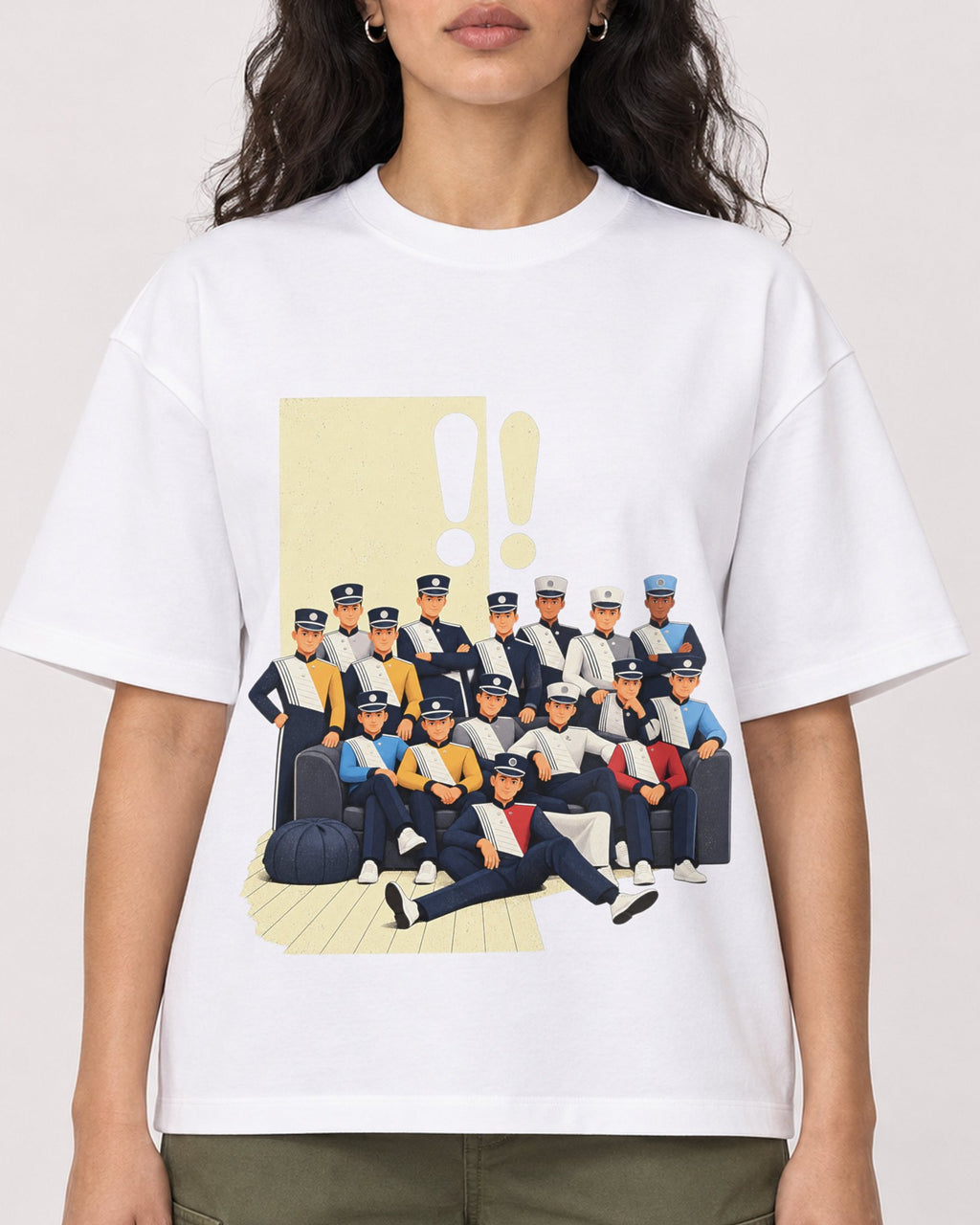 Mockup Boxy Heavyweight Tee White female close-up 07