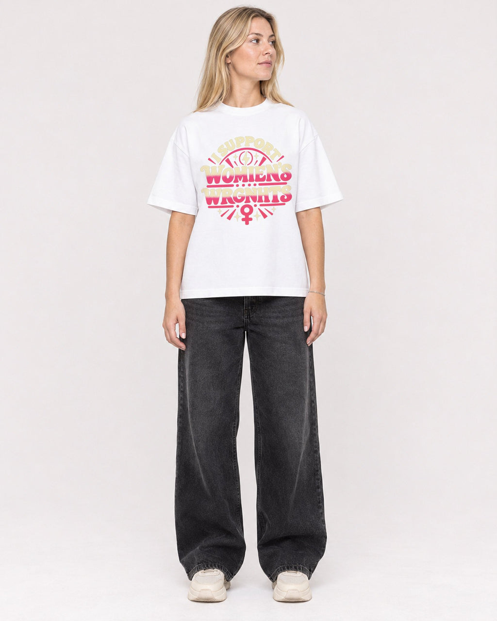 Mockup Boxy Heavyweight Tee White female full-body 08