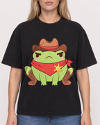 Mockup Boxy Heavyweight Tee Black female close-up 08