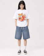 Mockup Boxy Heavyweight Tee White female full-body 01
