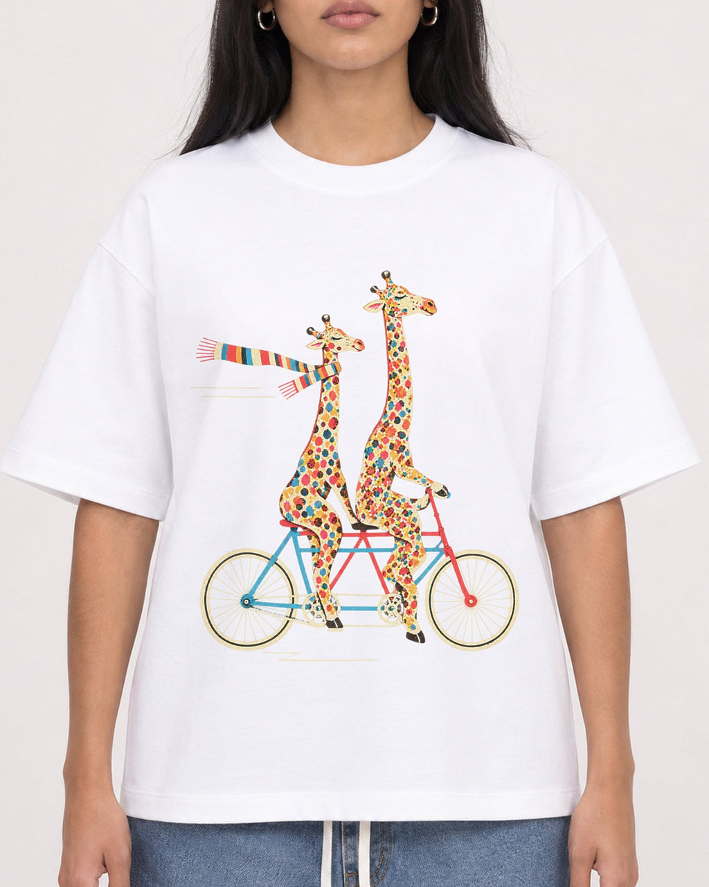Mockup Boxy Heavyweight Tee White female close-up 46