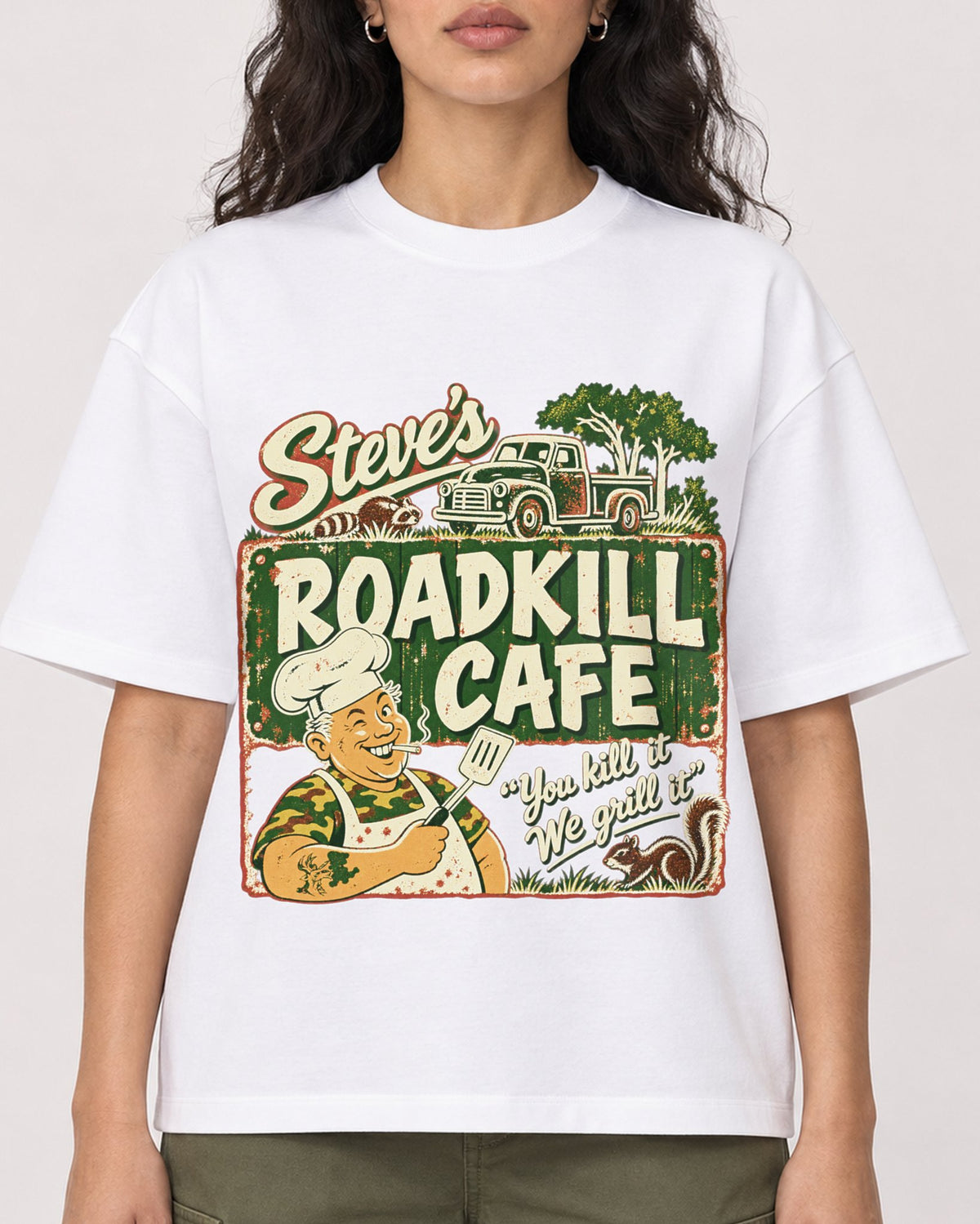 Mockup Boxy Heavyweight Tee White female close-up 07