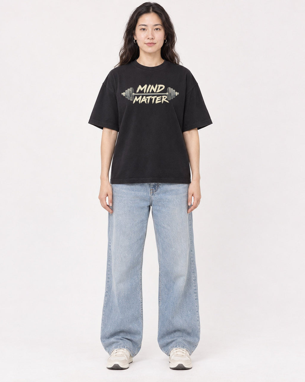 Mockup Boxy Heavyweight Tee Black female full-body 03