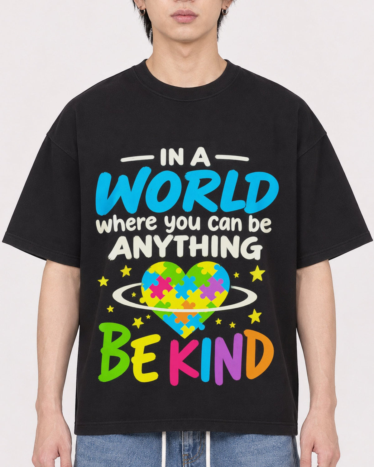 Mockup Boxy Heavyweight Tee Black male close-up 11