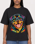 Mockup Boxy Heavyweight Tee Black female close-up 04
