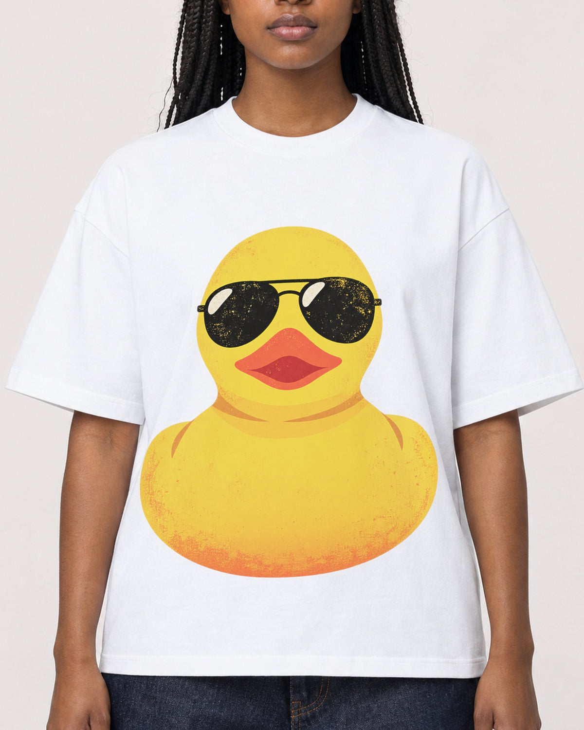 Mockup Boxy Heavyweight Tee White female close-up 04