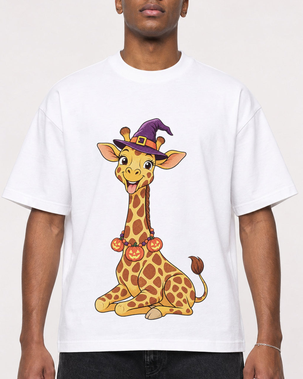 Mockup Boxy Heavyweight Tee White male close-up 15