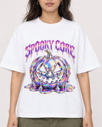 Mockup Boxy Heavyweight Tee White female close-up 02