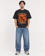 Mockup Boxy Heavyweight Tee Black male full-body 02