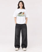 Mockup Boxy Heavyweight Tee White female full-body 03