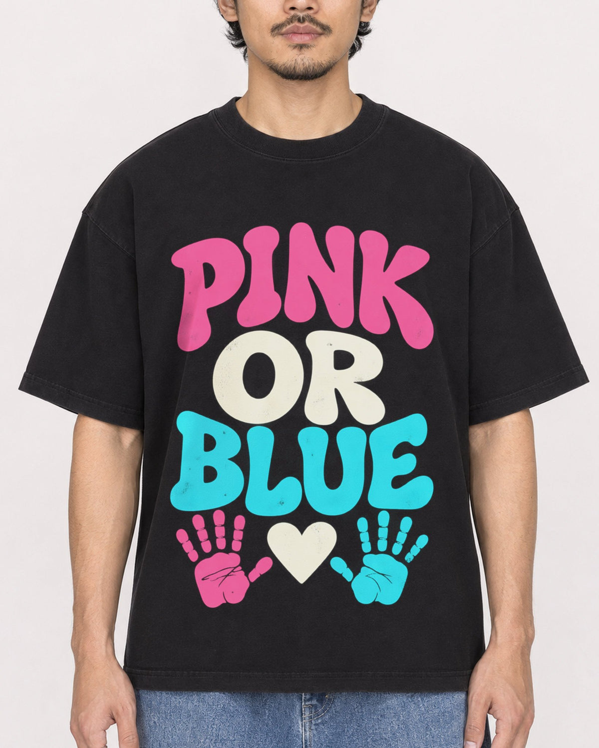 Mockup Boxy Heavyweight Tee Black male close-up 02