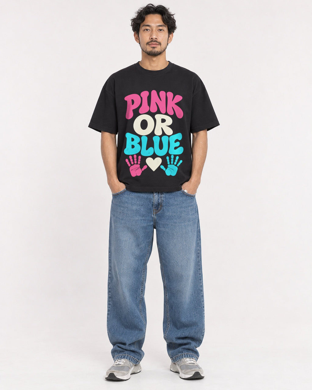 Mockup Boxy Heavyweight Tee Black male full-body 02